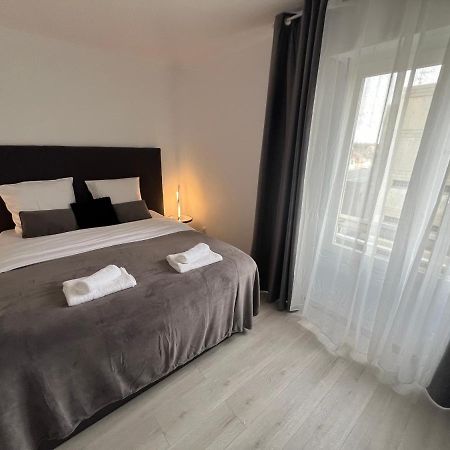 Le Cannois, Appartement De Star 3 Chambres Mulhouse Bagian luar foto